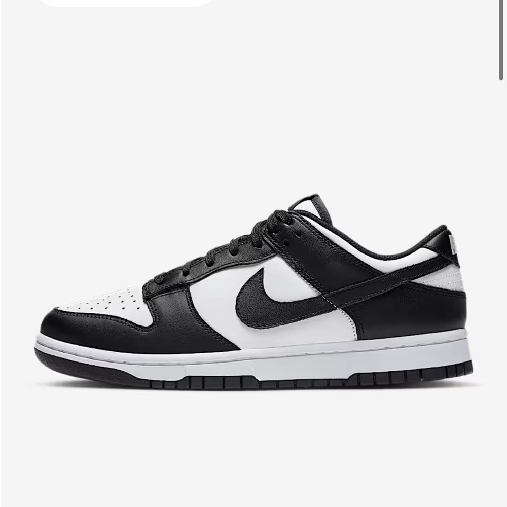 Women’s low dunn’s black/ white. “pandas”